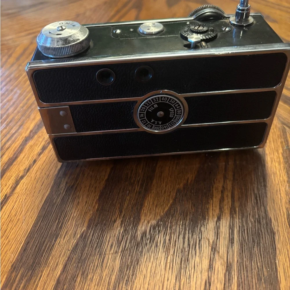 Vintage Argus C3 camera